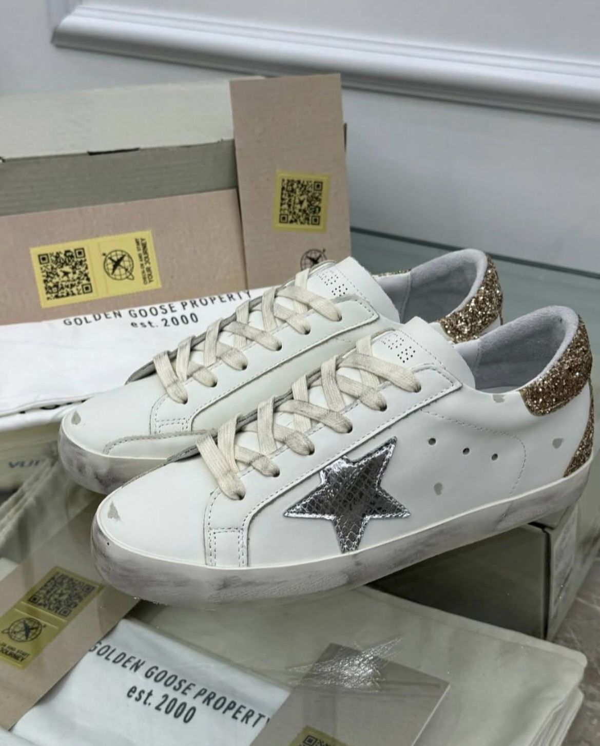 Golden Goose Superstar – Silver Snake Star