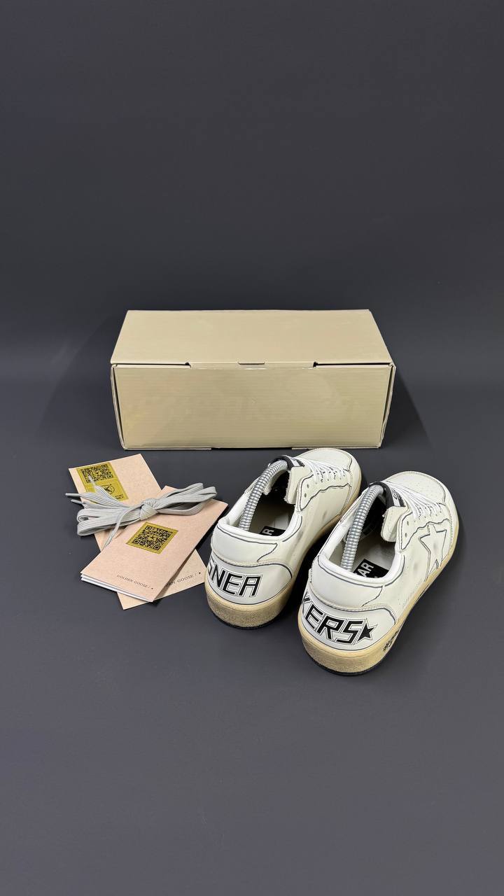 Golden Goose Ball Star White Leather Sneake
