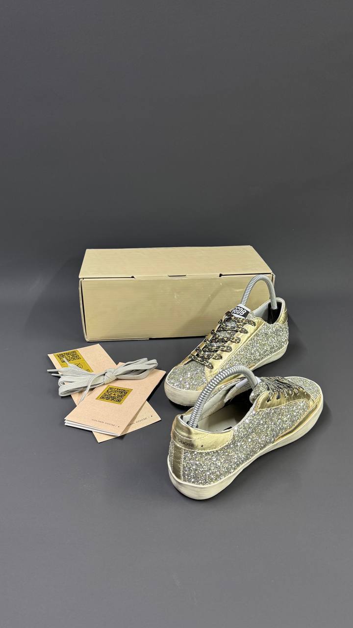 Golden Goose Super-Star Glitter & Leather Sneaker