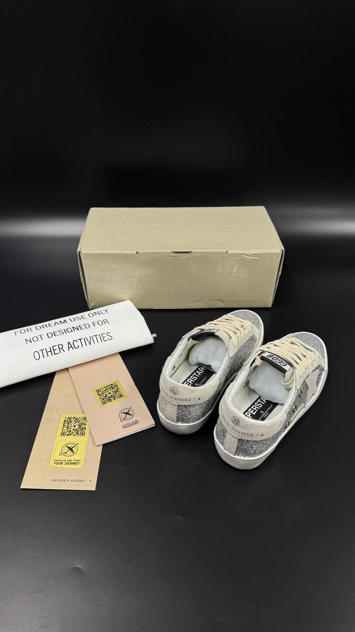 Golden Goose Super-Star Glitter Sneaker