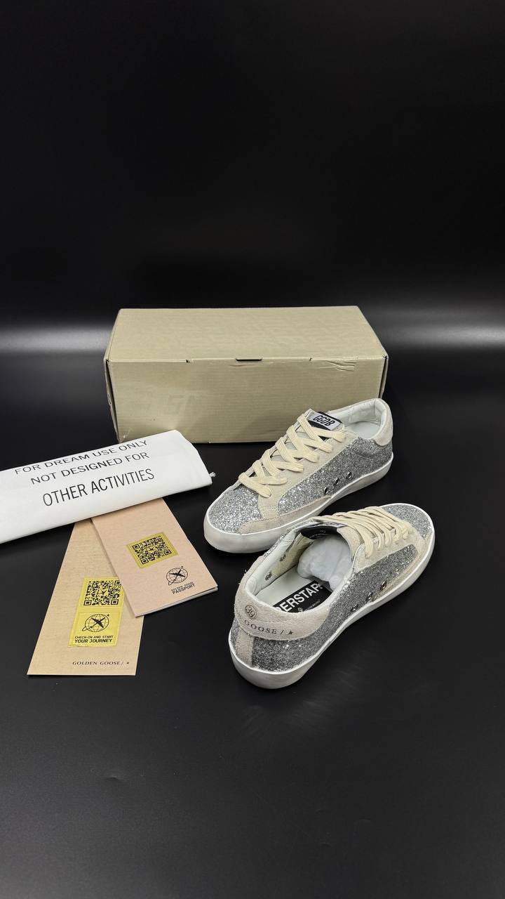 Golden Goose Super-Star Glitter Sneaker