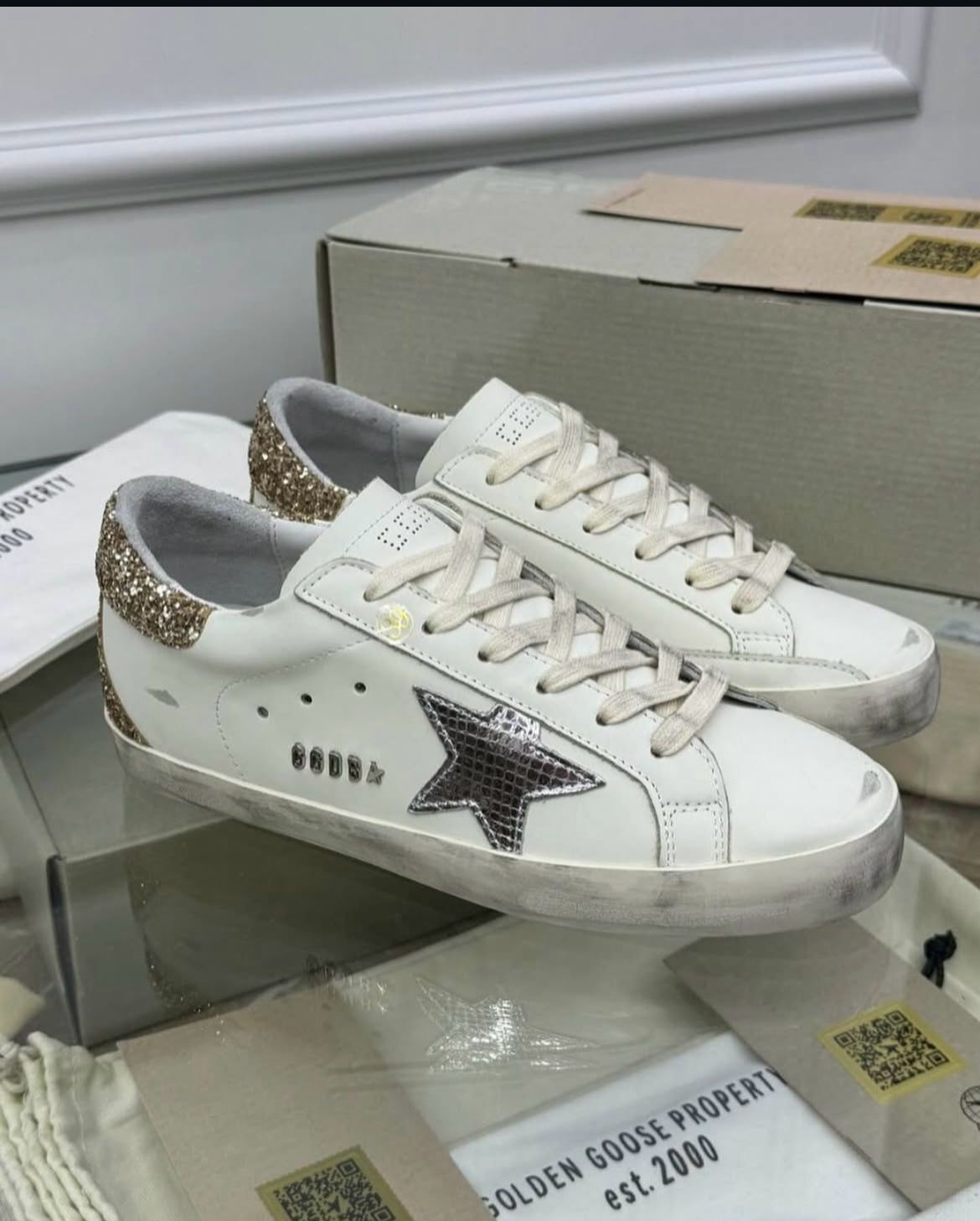Golden Goose Superstar – Silver Snake Star