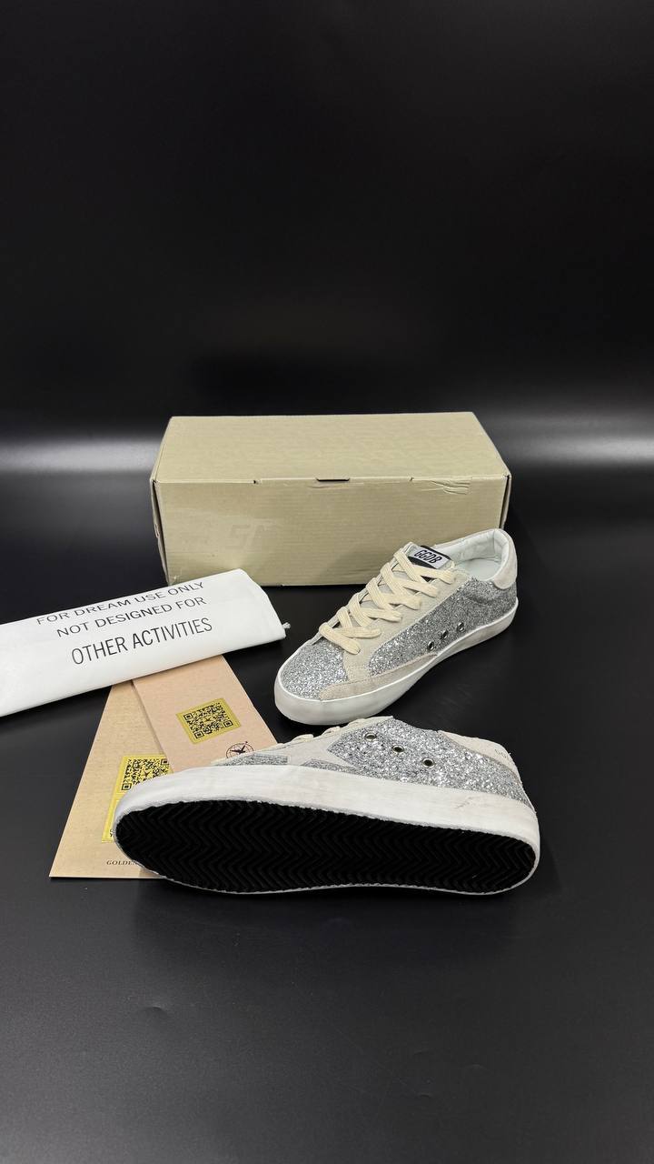 Golden Goose Super-Star Glitter Sneaker